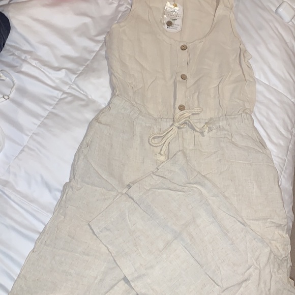 Vici Dolls Loveriche Jumpsuit Oatmeal - Picture 3 of 3